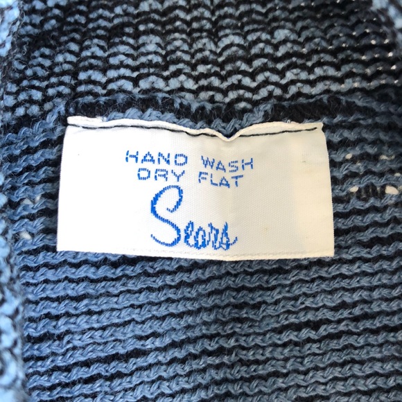 Vintage Poncho Sweater - Picture 2 of 2